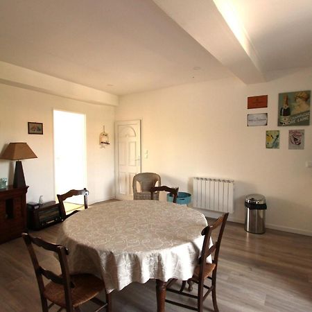 Joli Appartement Avec Balcon Au Coeur De Forcalquier Buitenkant foto