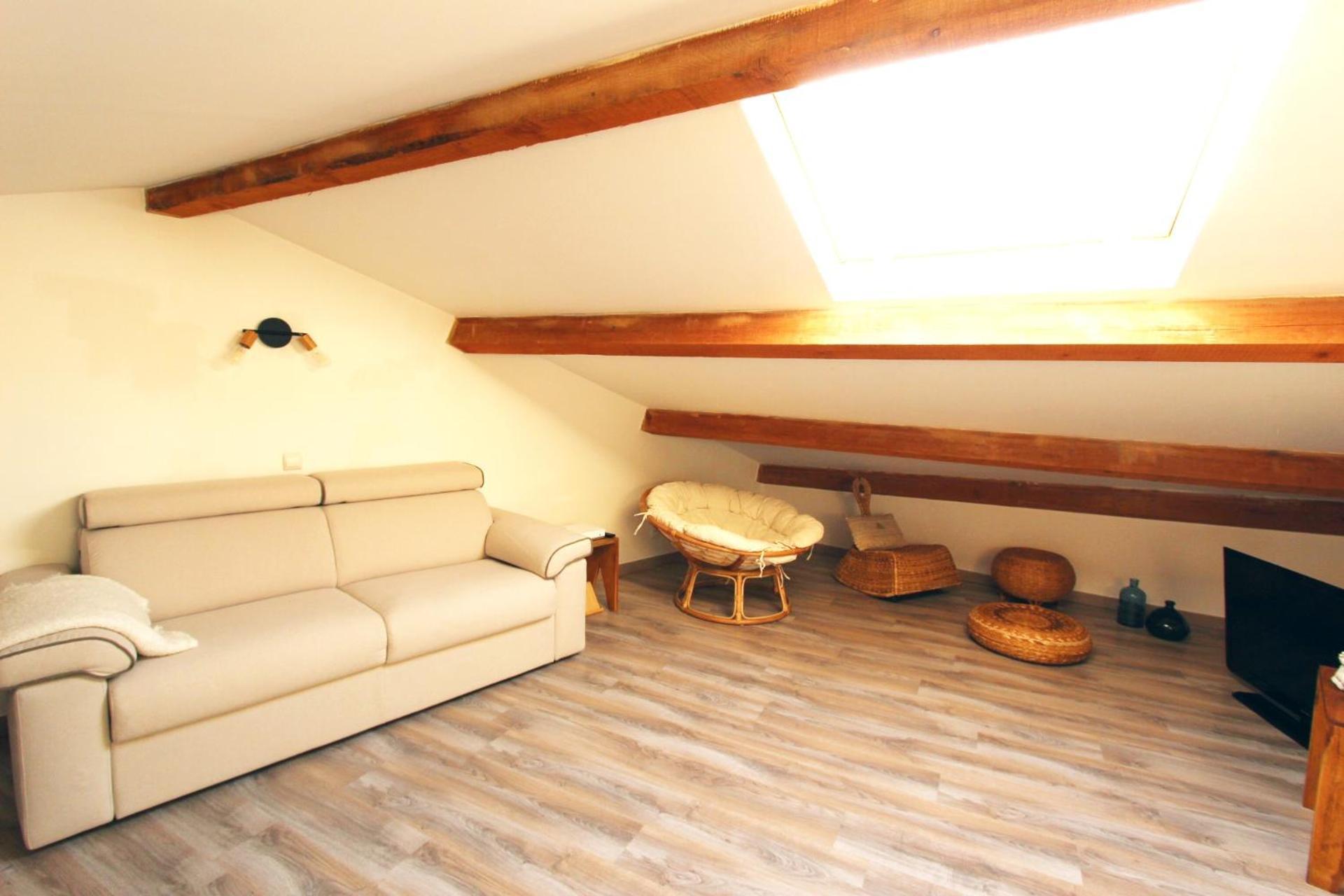 Joli Appartement Avec Balcon Au Coeur De Forcalquier Buitenkant foto